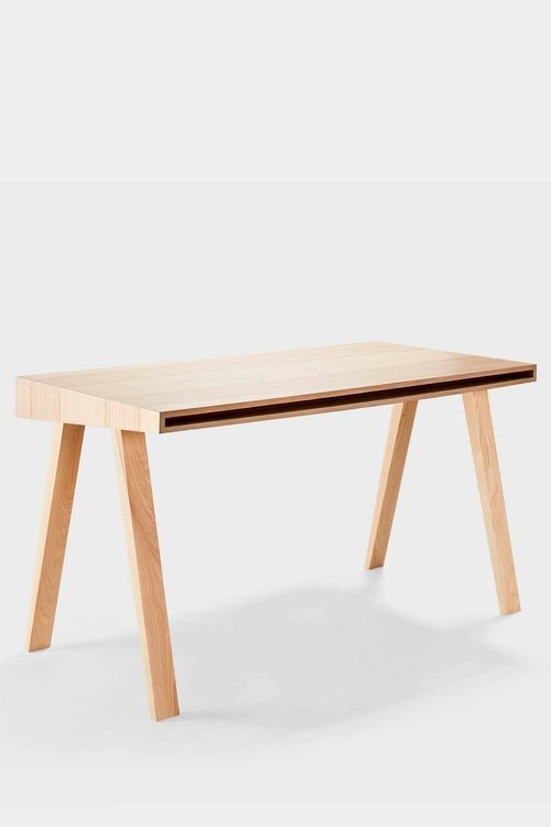 4.9 Desk - Magazin online