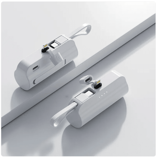 5000mAh Portable Charger with Built-In Cable - Magazin online