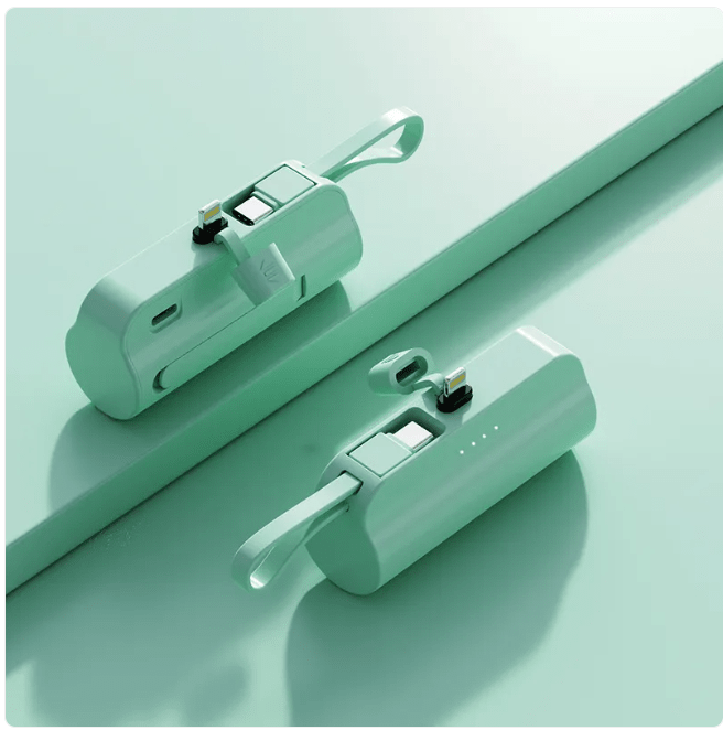 5000mAh Portable Charger with Built-In Cable - Magazin online