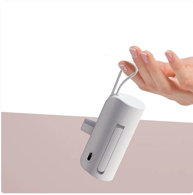 5000mAh Portable Charger with Built-In Cable - Magazin online