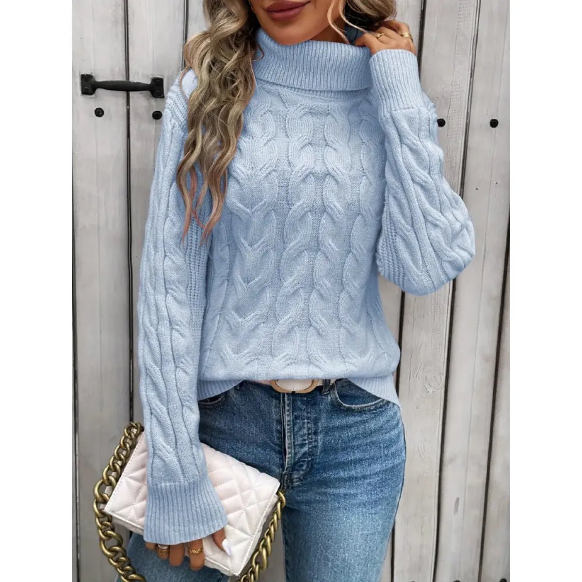 Women's Cable-knit Turtleneck Sweater - Magazin online